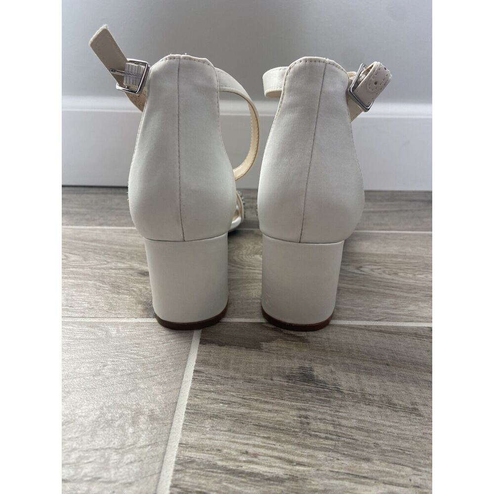 Betsey Johnson Women’s Sb-Mel Heeled Sandal Ivory Rhinestones 8 M Tried On Only - Picture 7 of 7
